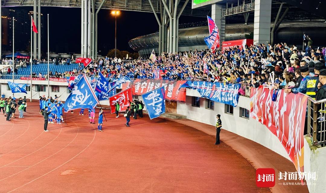 span, 距渐显, 同时